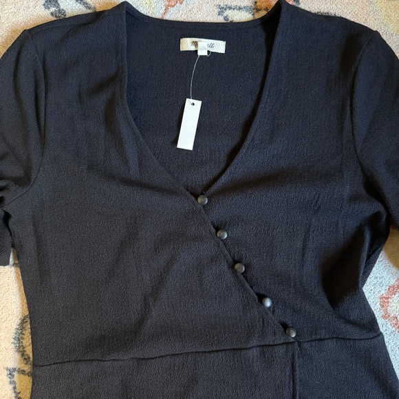 NWT Madewell Cross Front Button Dress Sz M Black - Picture 3 of 7